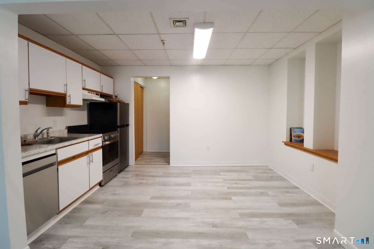 209 Bank Street - Photo 1