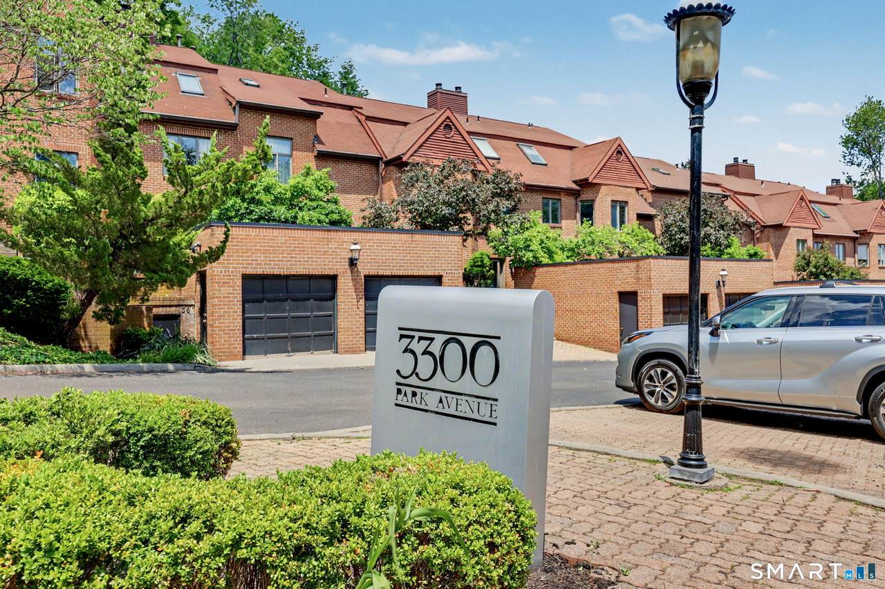 3300 Park Avenue - Photo 1