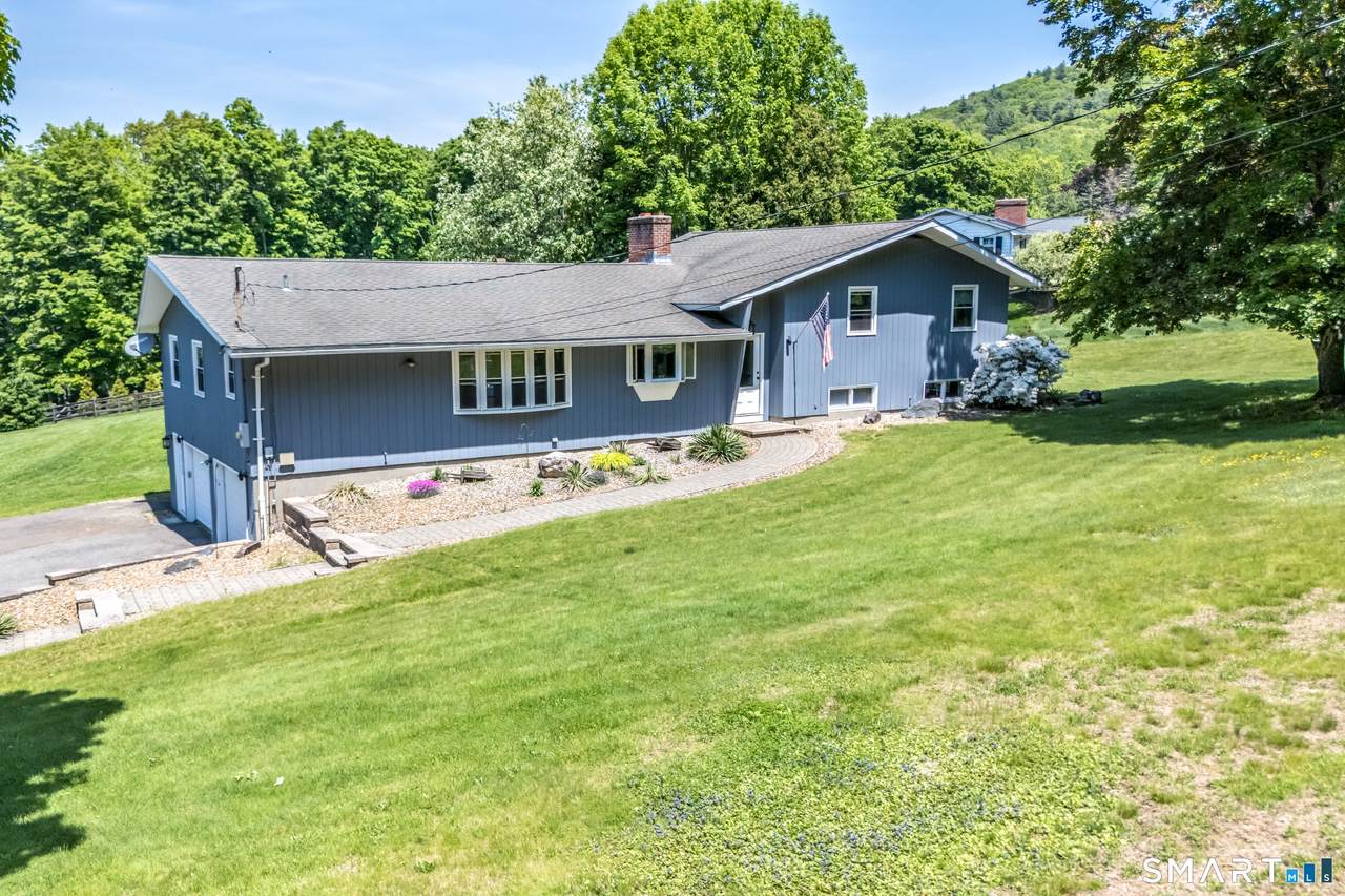 19 Sky Ridge Drive - Photo 1