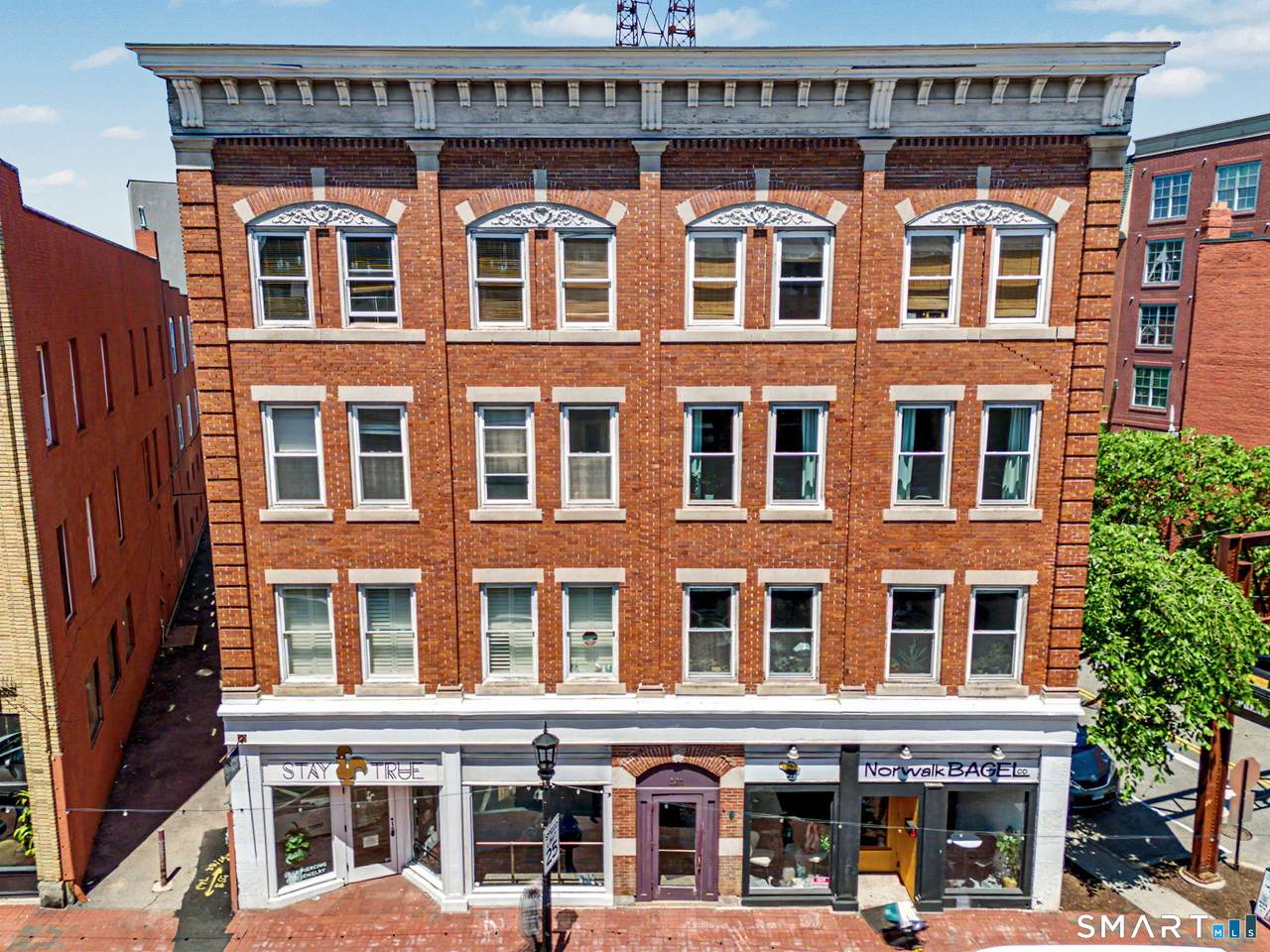 131 Washington Street - Photo 1