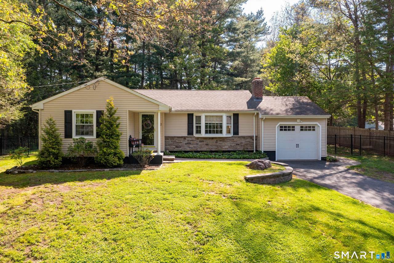 62 Francis Drive - Photo 1