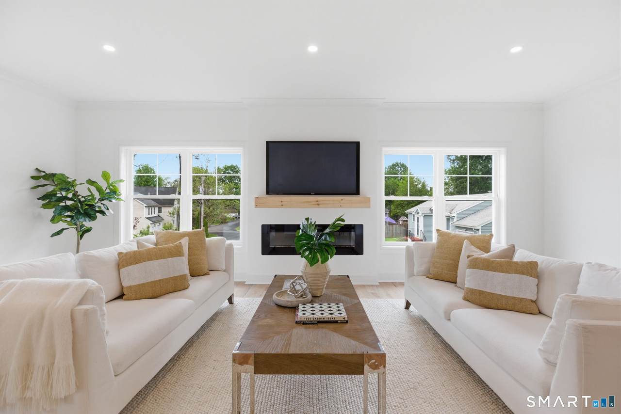 https://bt-photos.global.ssl.fastly.net/ctmls/1280_boomver_1_24178320-1.jpg