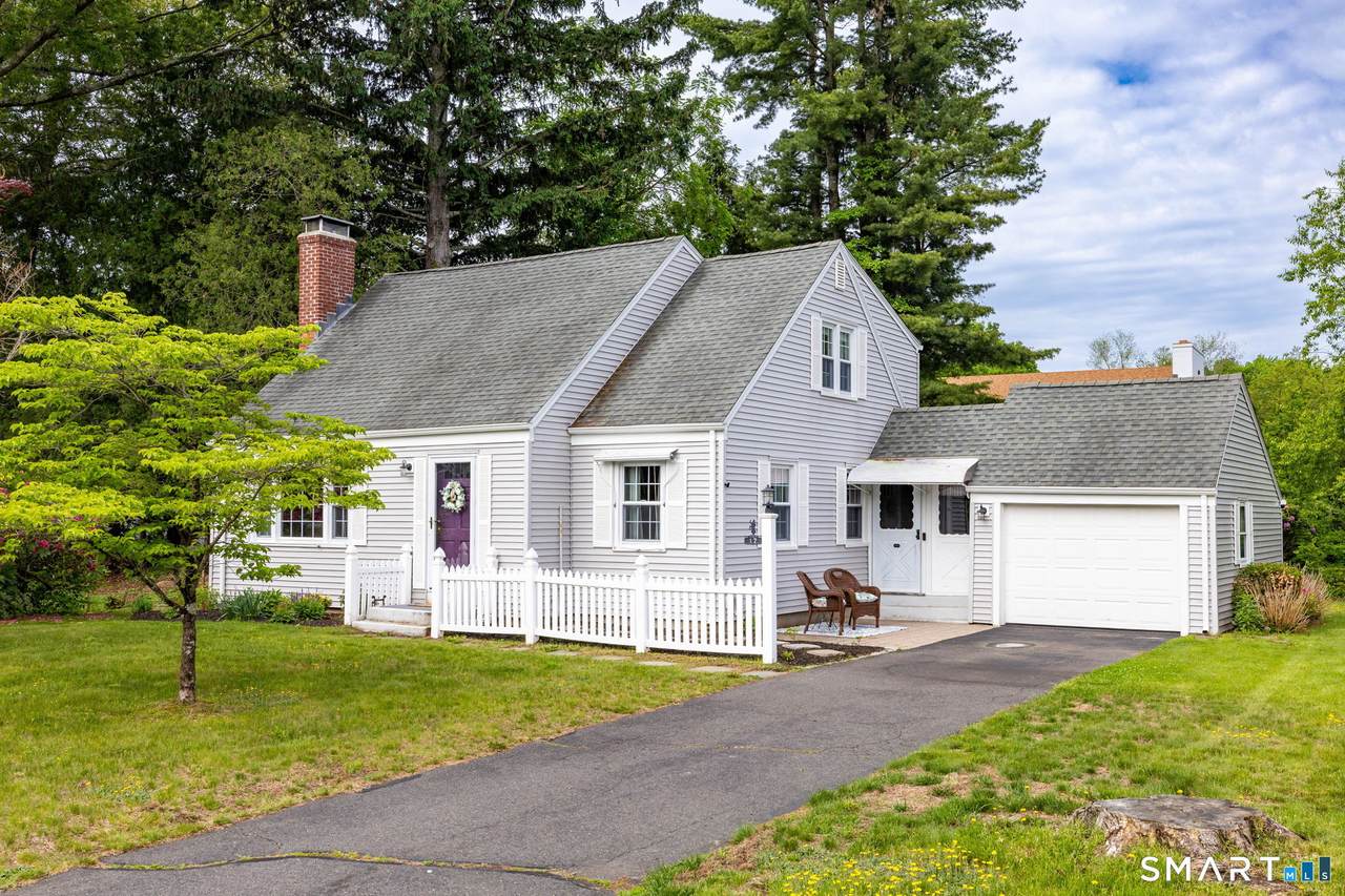17 Alexander Drive - Photo 1