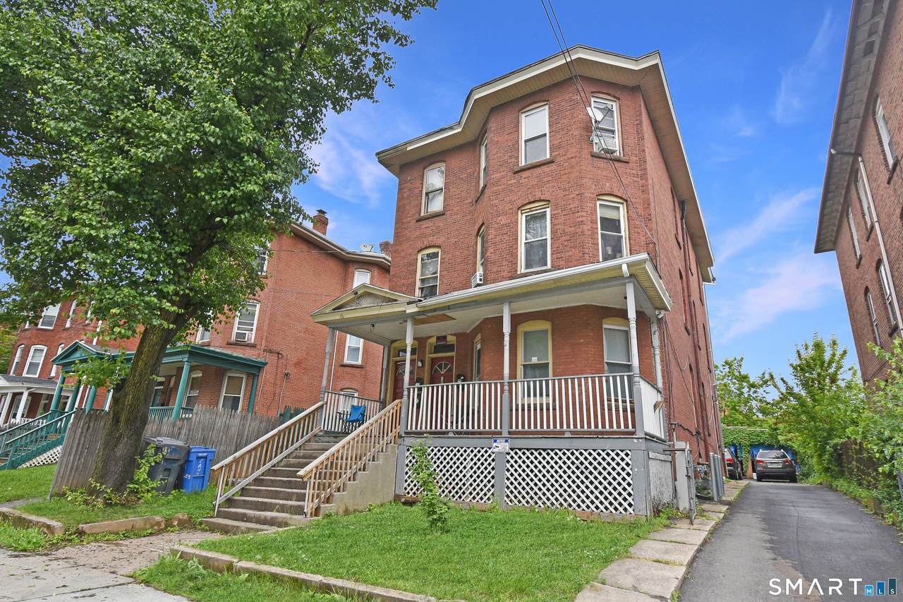 122 Hungerford Street - Photo 1