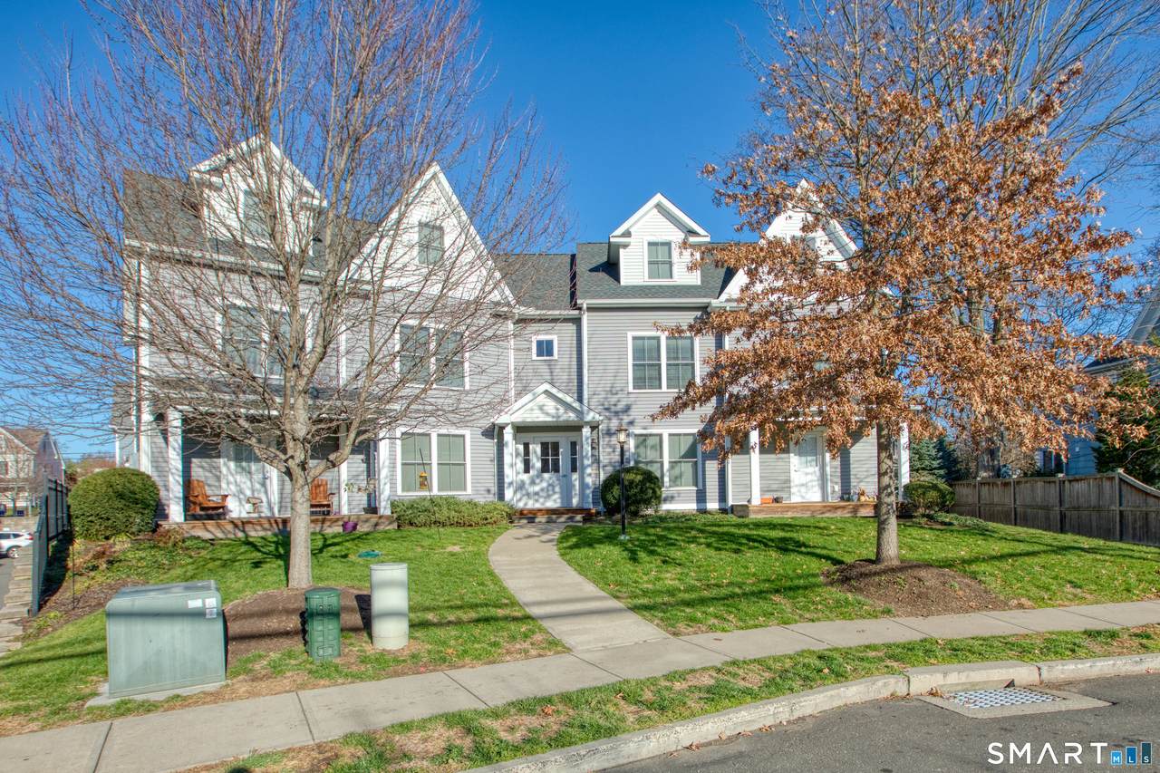 15 Main Street - Photo 1
