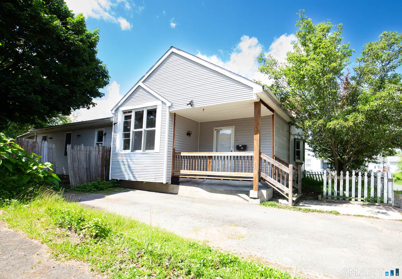 48 Bowen Street - Photo 1