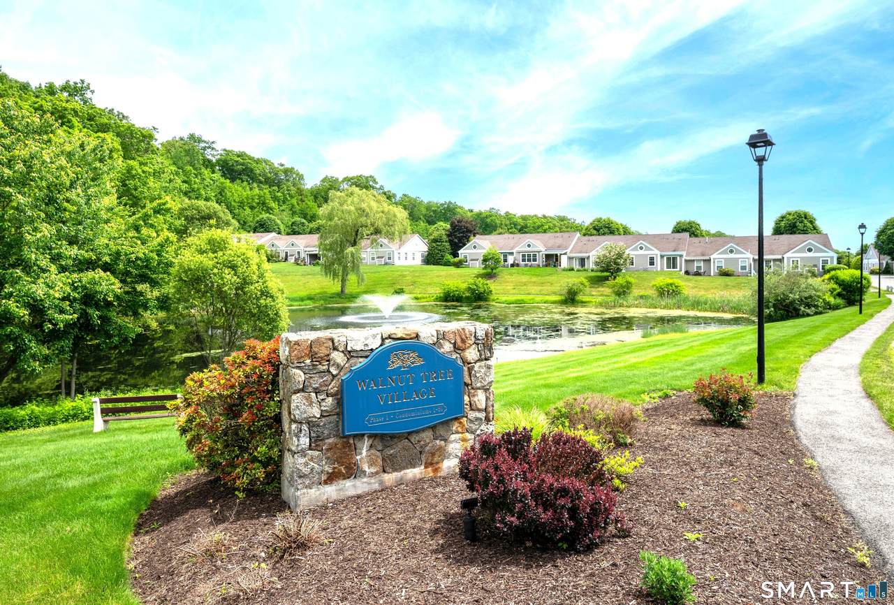 176 Julia Court - Photo 1