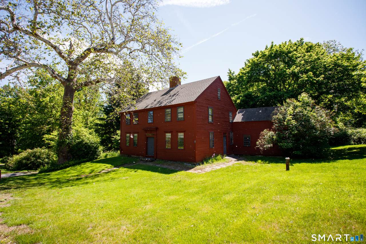 11 Canterbury Road - Photo 1