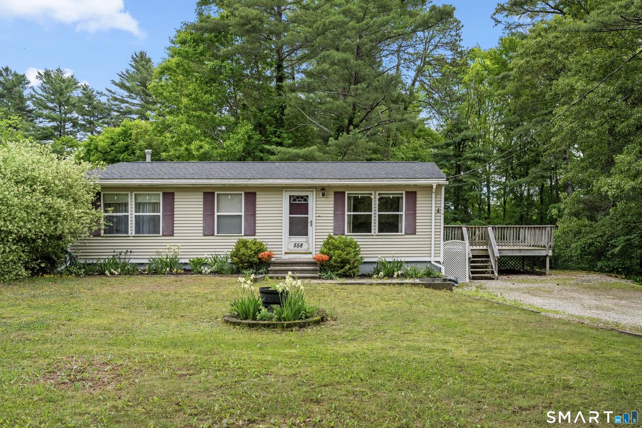 558 Wauregan Road - Photo 1