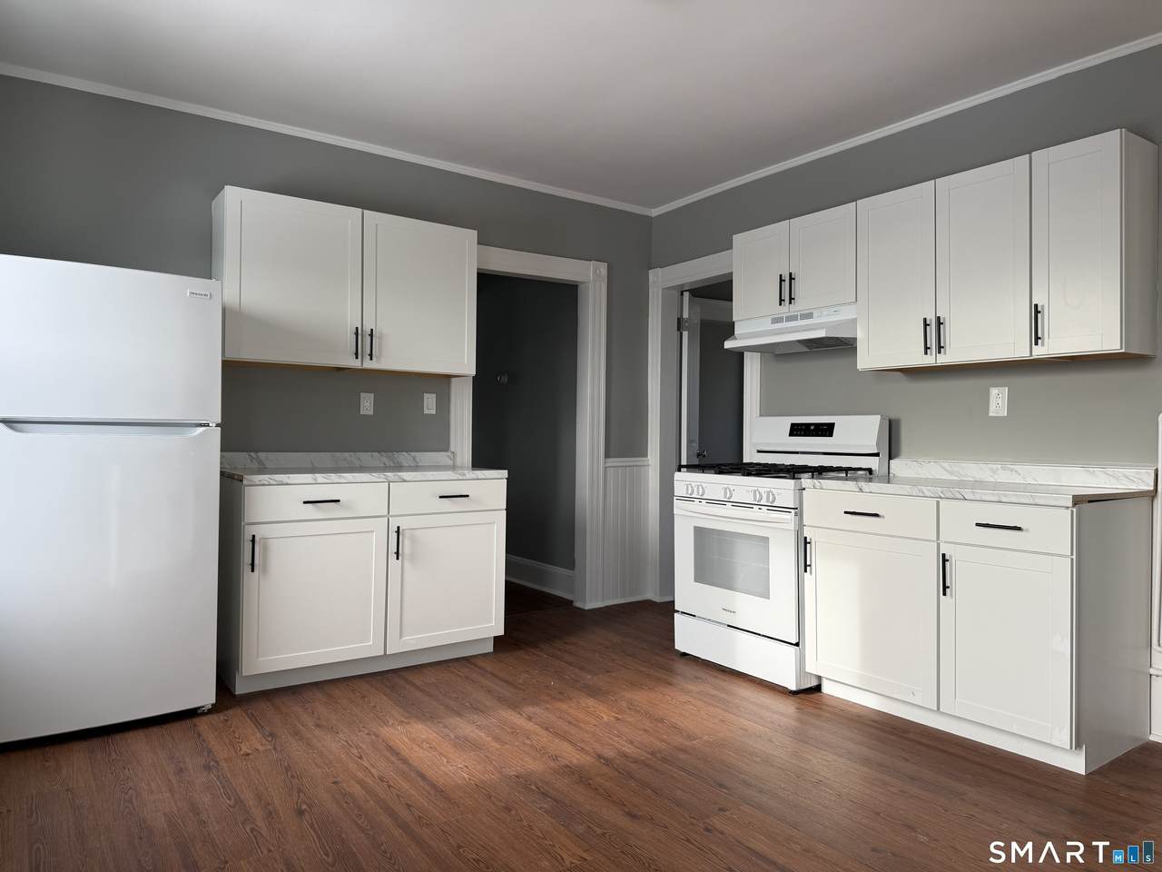 130 West Avenue - Photo 1