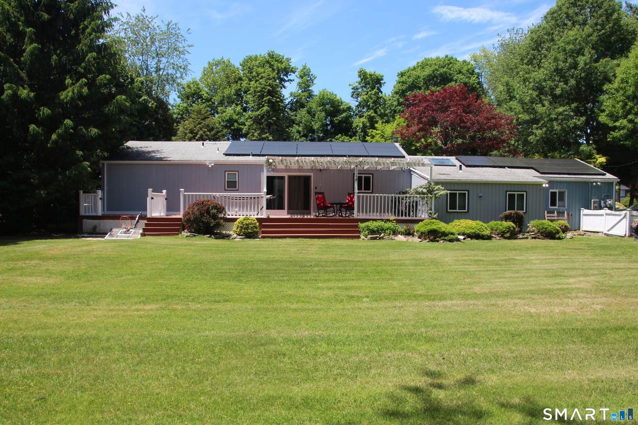 143 Soundview Avenue - Photo 1
