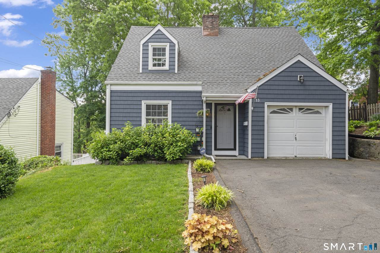 13 Hamilton Avenue - Photo 1