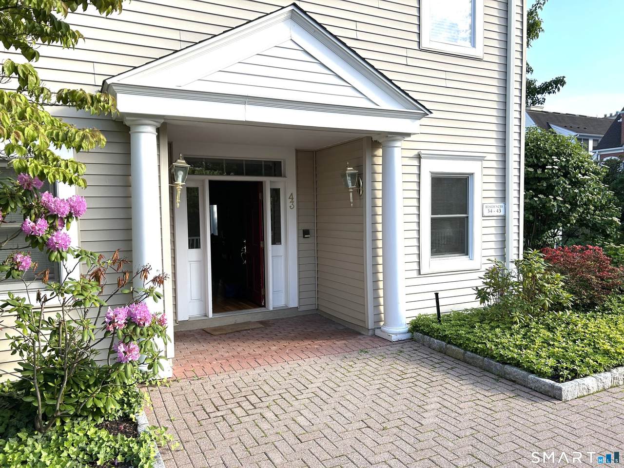 51 Forest Avenue - Photo 1