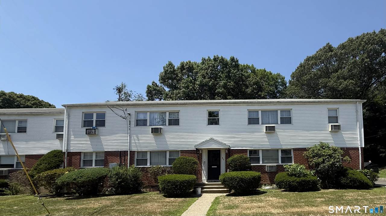 204 Cherry Hill Drive - Photo 1