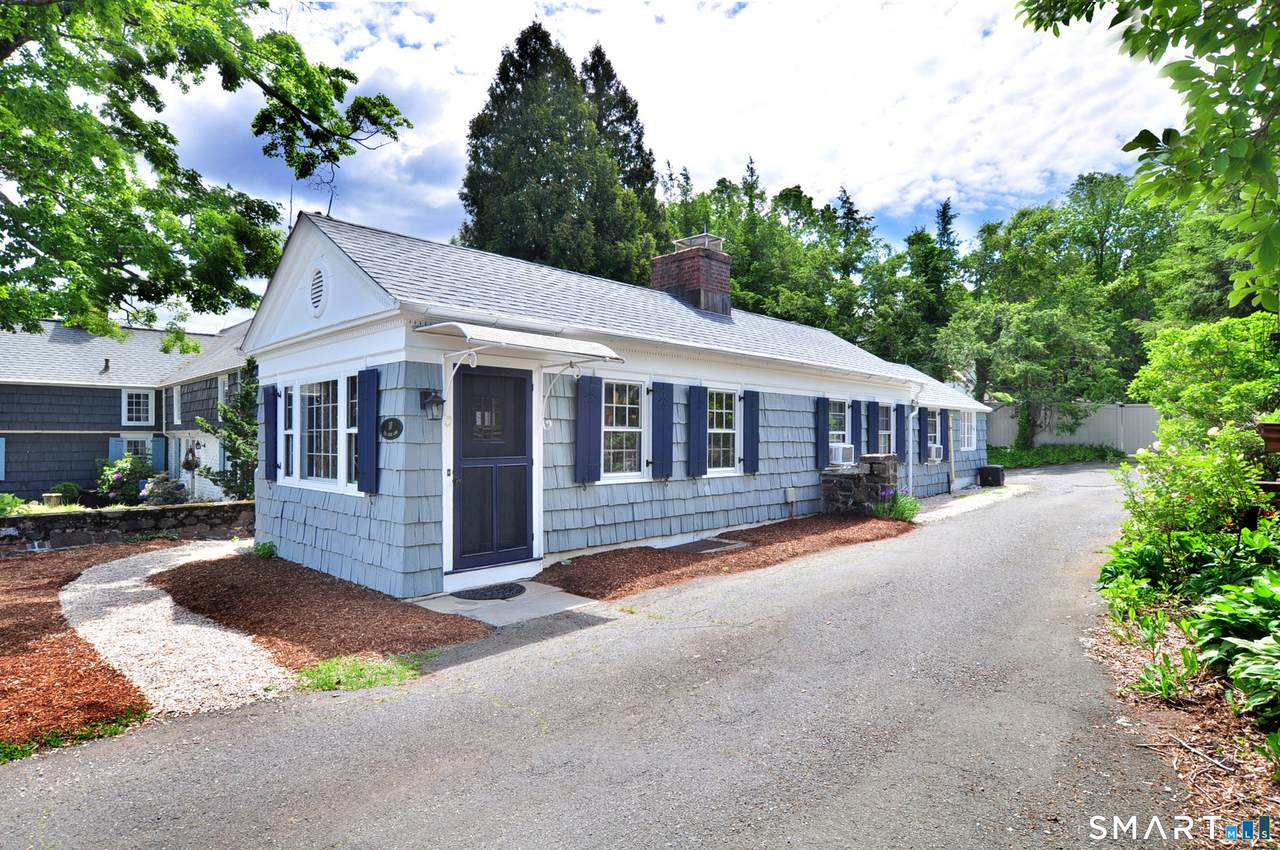 10 Toll House Lane - Photo 1