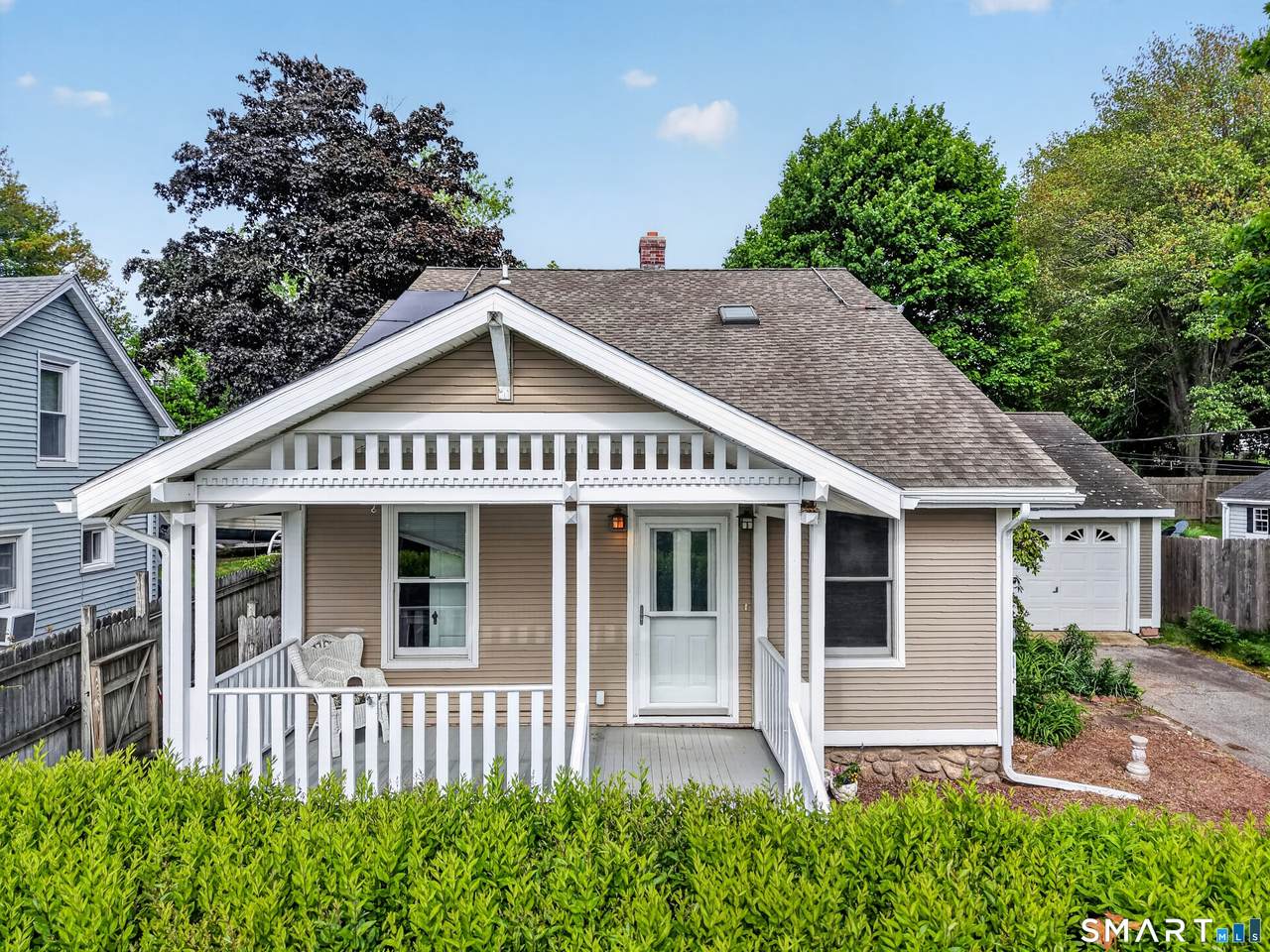74 Vivian Street - Photo 1