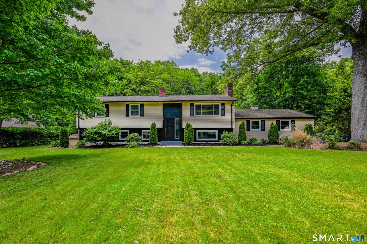 31 Hollow Brook Road - Photo 1