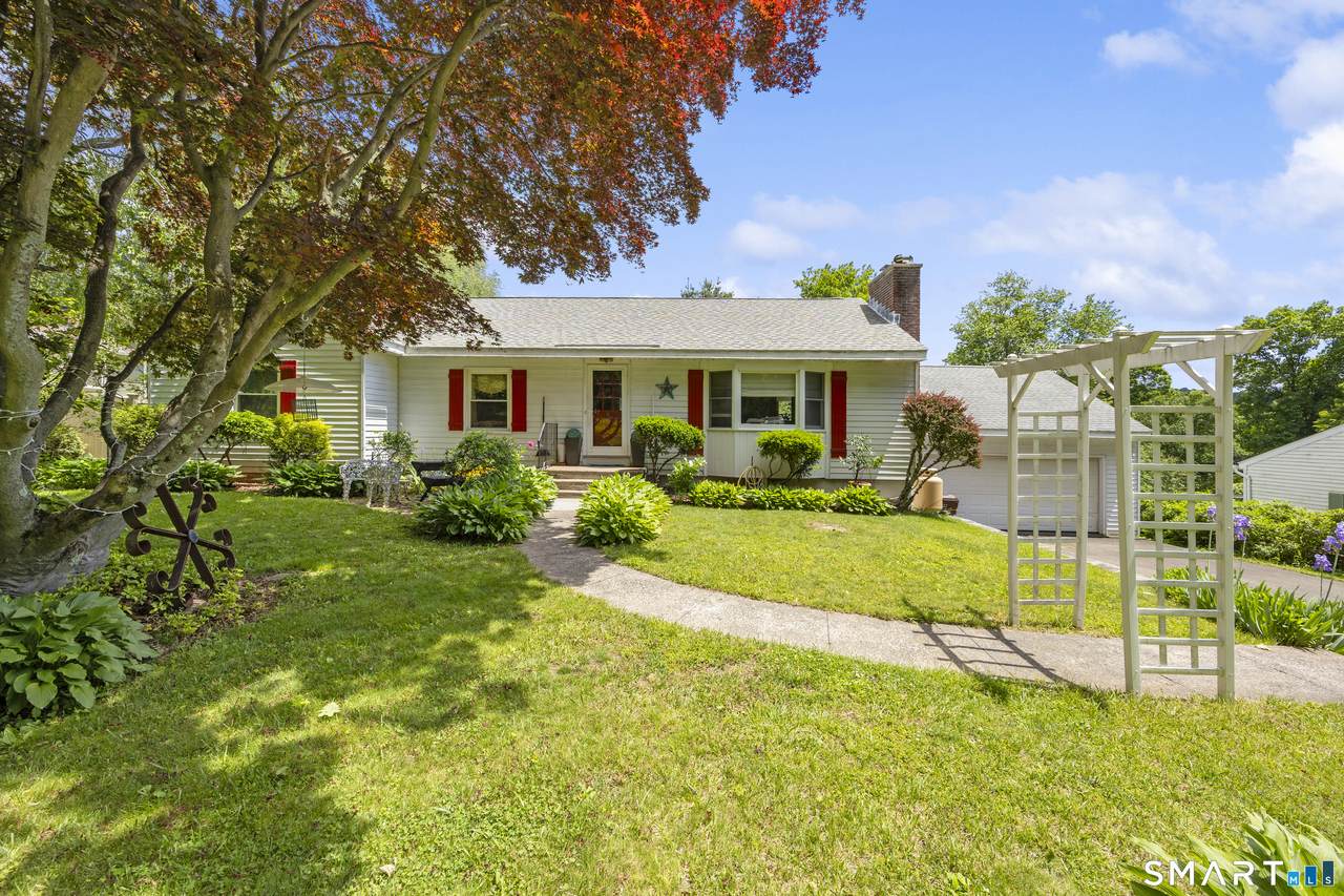 37 Woodland Drive - Photo 1
