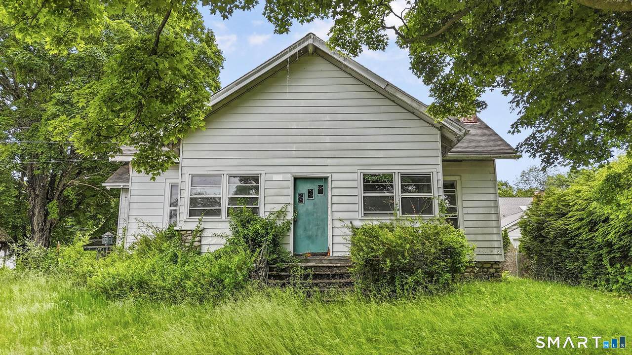 663 White Plains Road - Photo 1