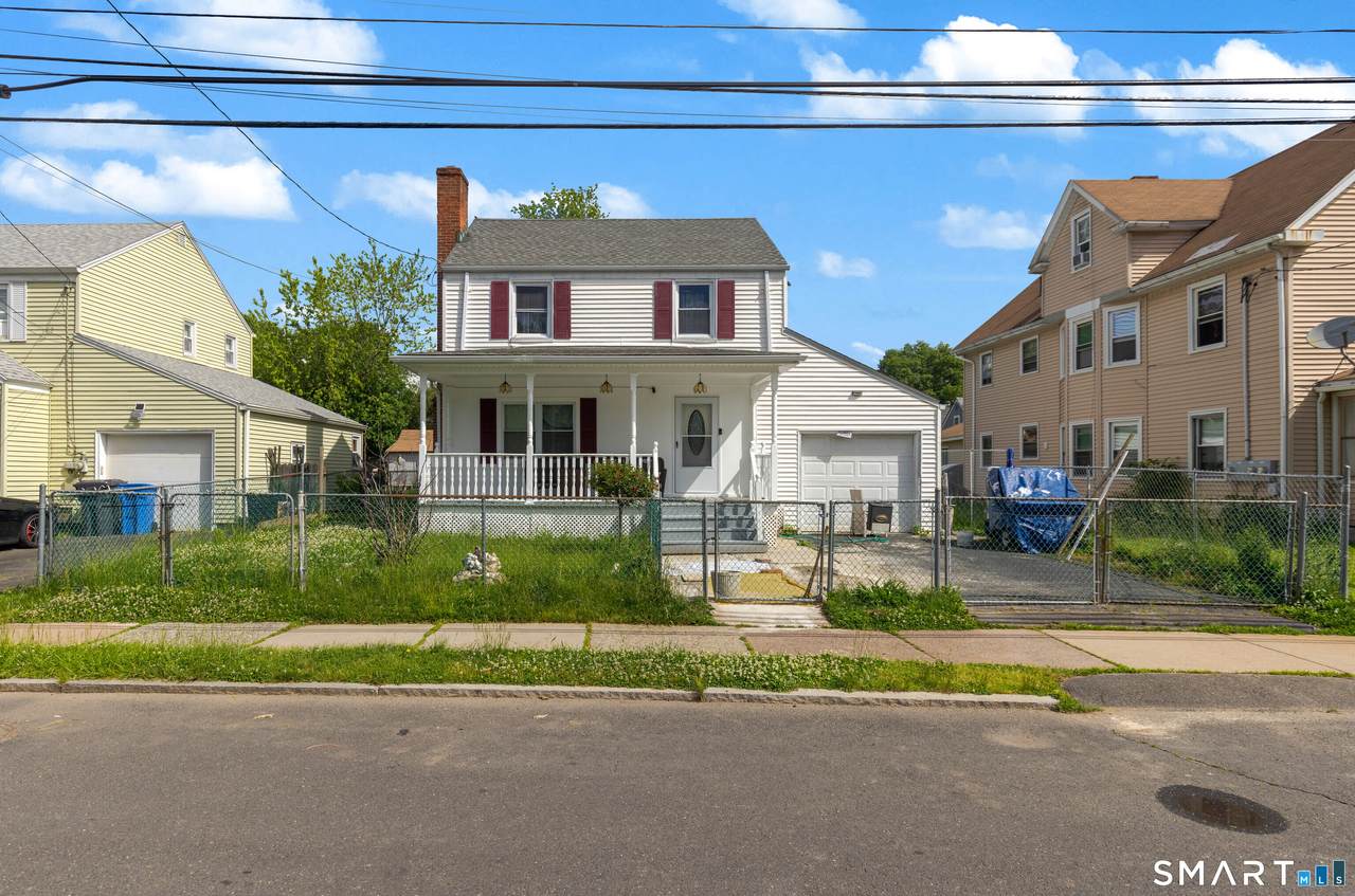 254 Victoria Road - Photo 1