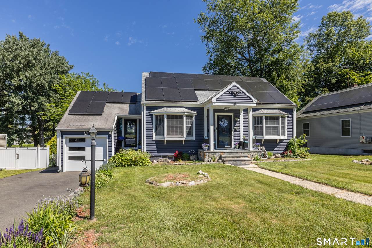 465 Evers Street - Photo 1