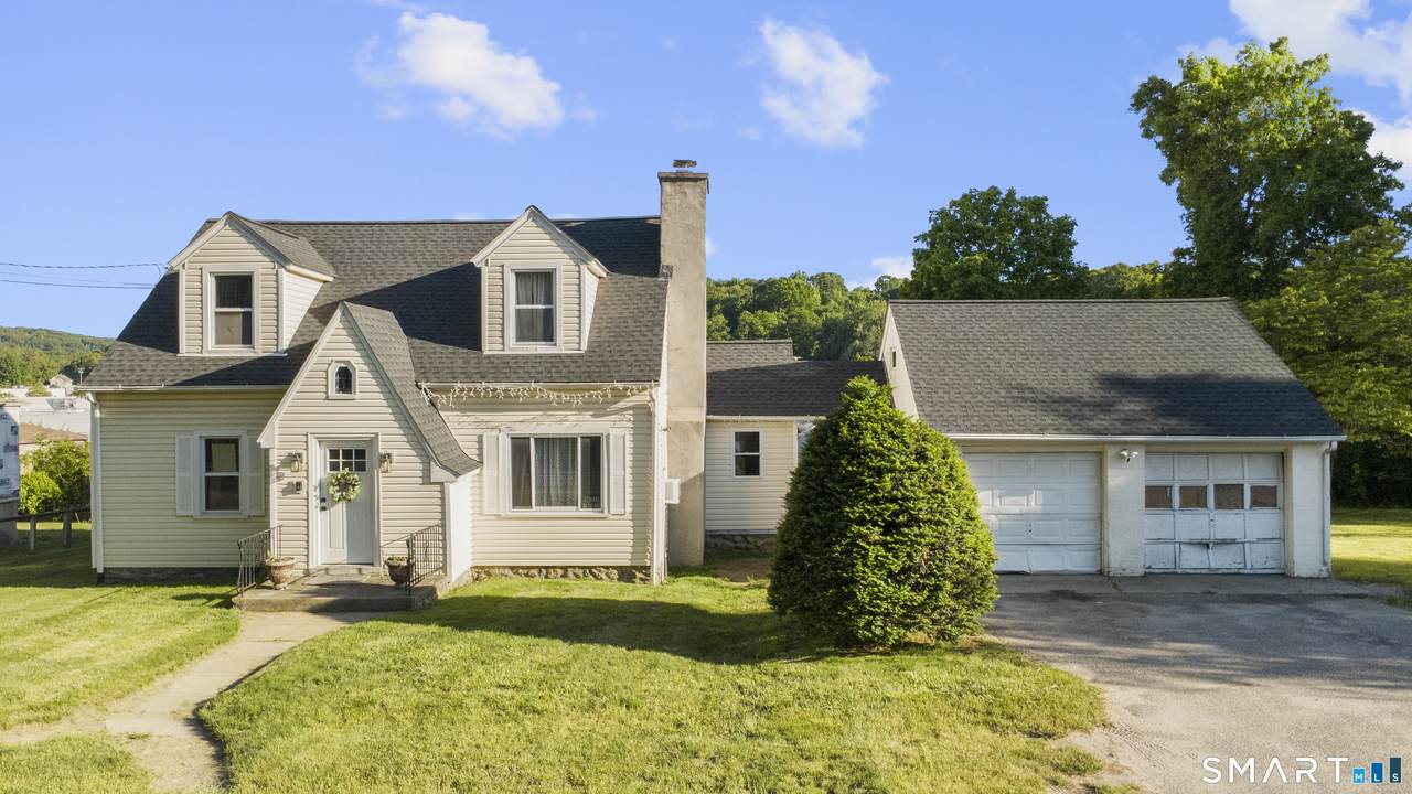 183 Perkins Avenue - Photo 1