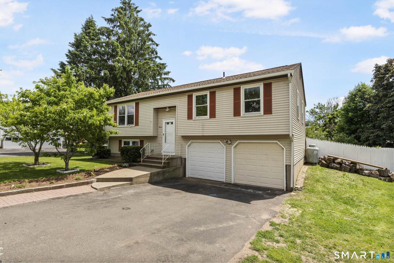 11 Costanzo Court - Photo 1