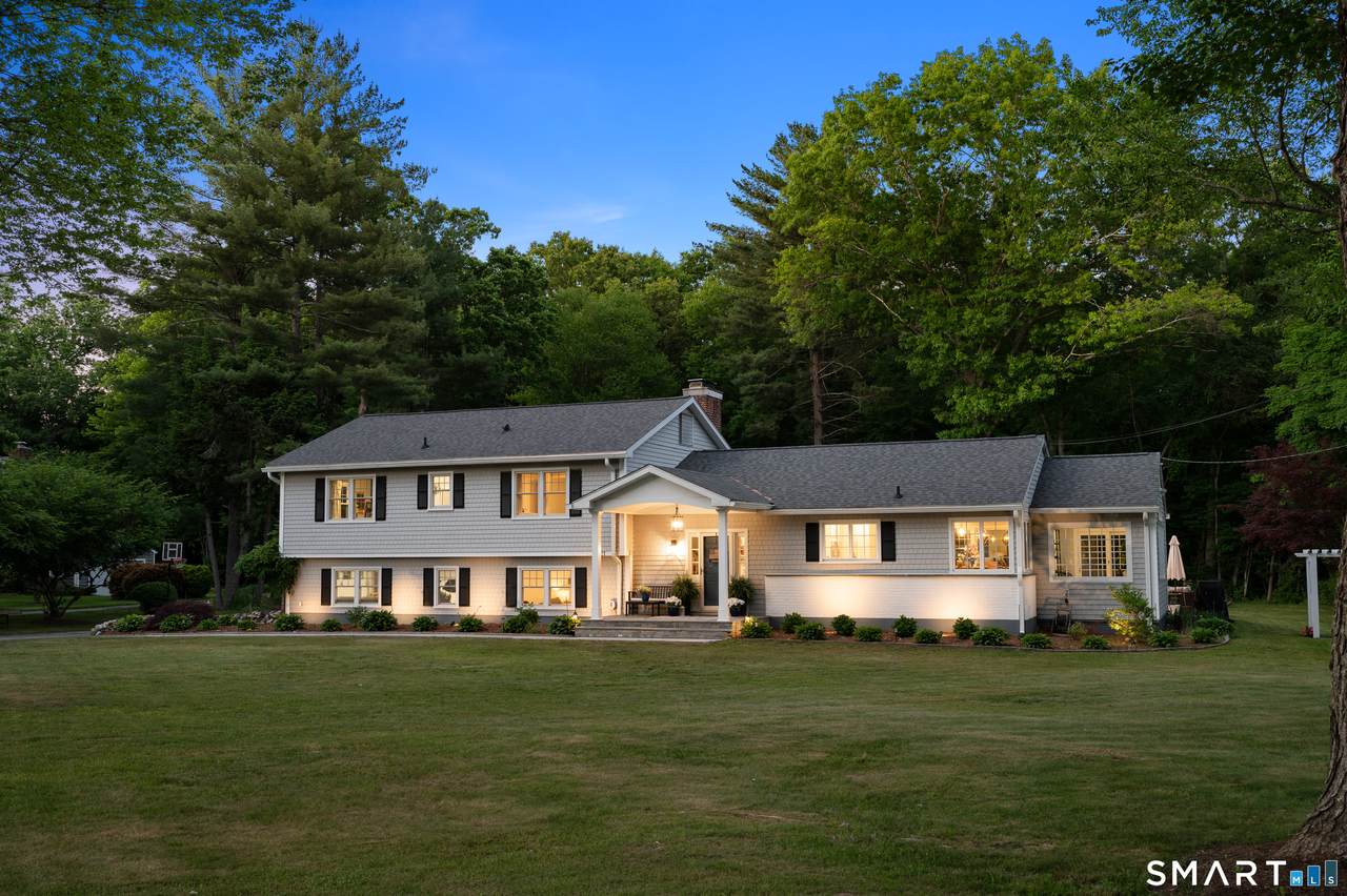 121 Thornwood Road - Photo 1