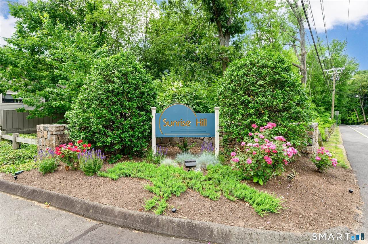 213 Sunrise Hill Lane - Photo 1
