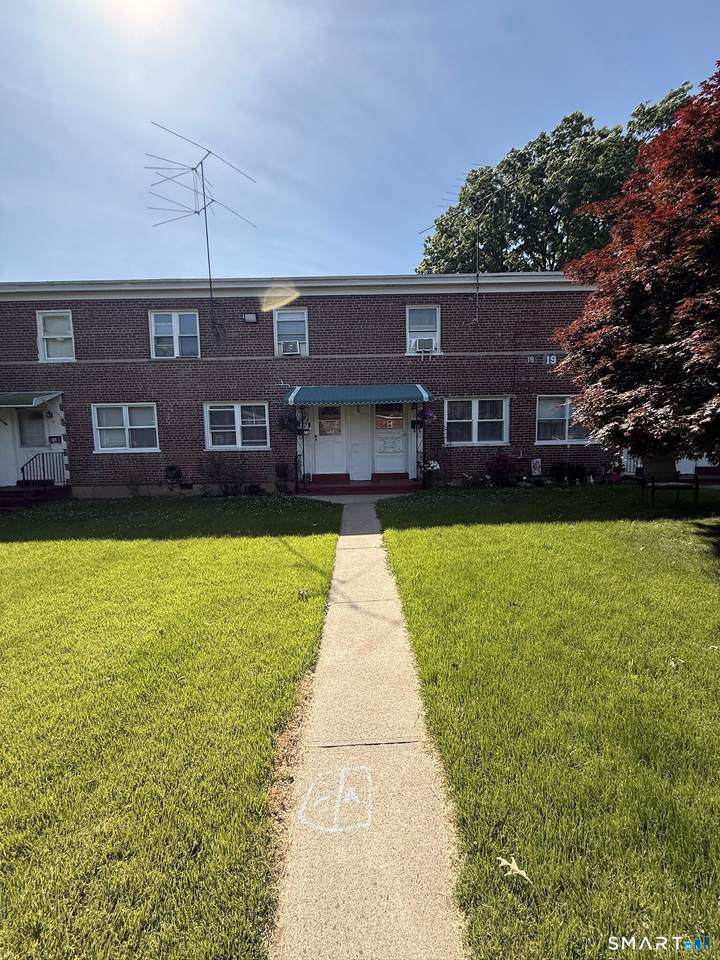 Court A Bdlg 19 Unit 73 Court - Photo 1