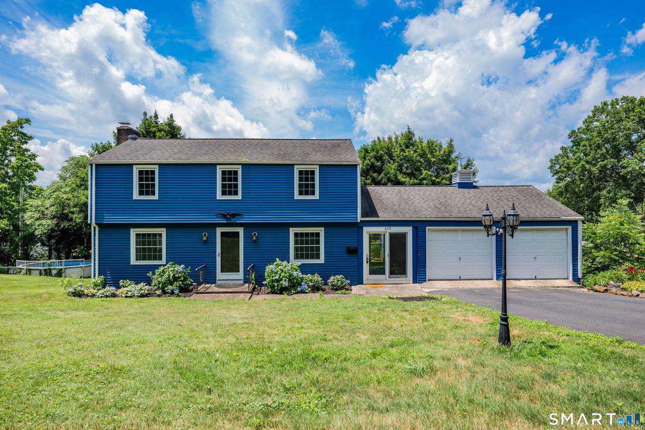 209 Lydale Place - Photo 1