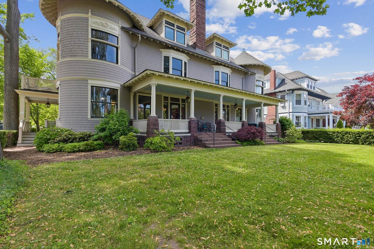 362 Whitney Avenue - Photo 1