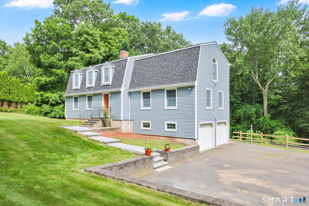 28 Heather Lane - Photo 1