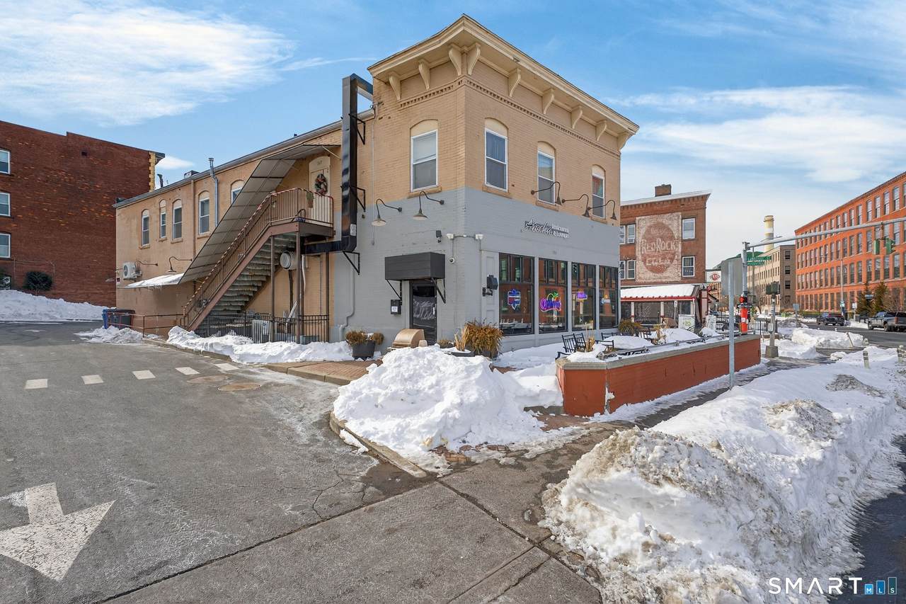 363 Capitol Avenue - Photo 1