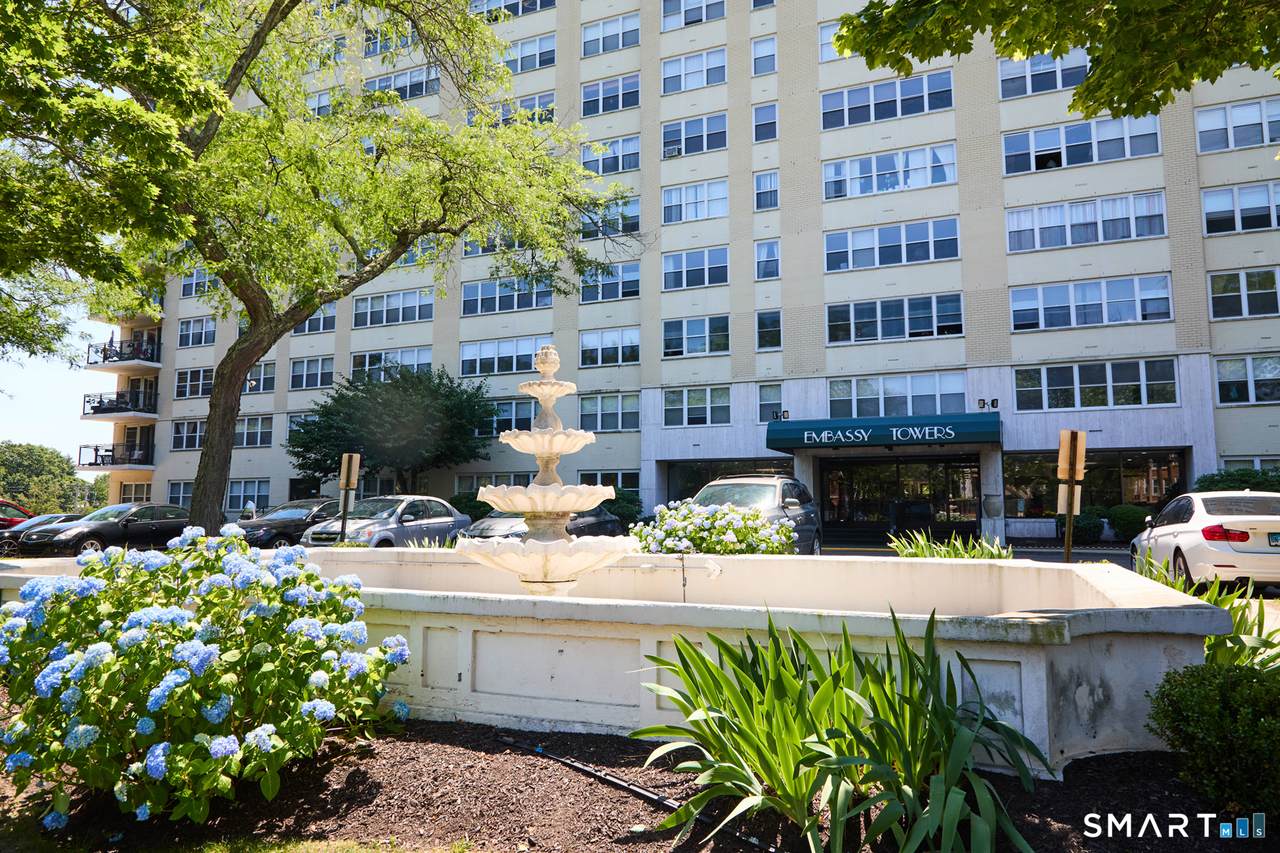 2625 Park Avenue - Photo 1