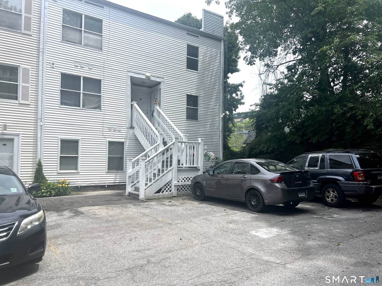 37 Greenwich Avenue - Photo 1