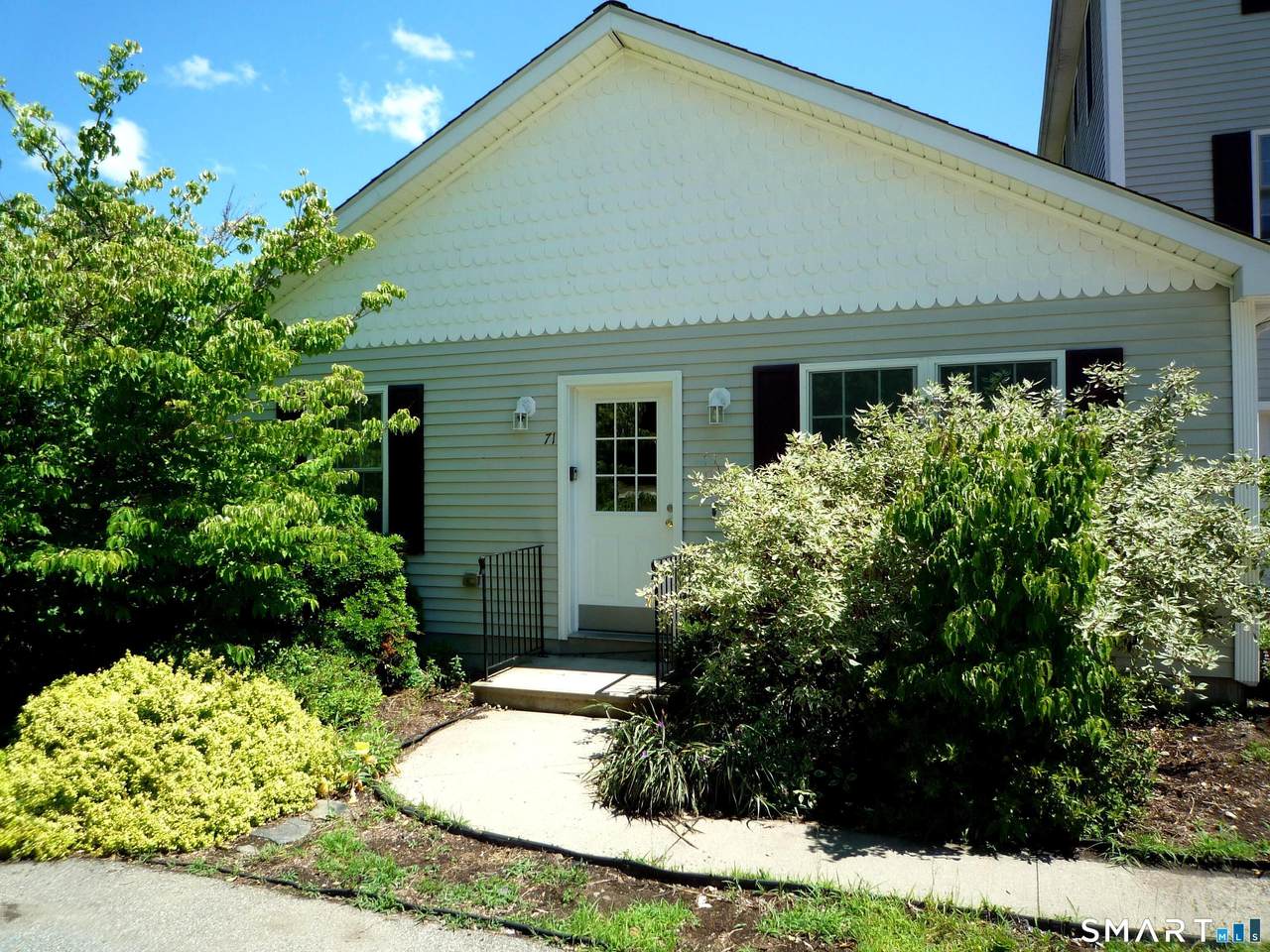 71 Sachem Drive - Photo 1