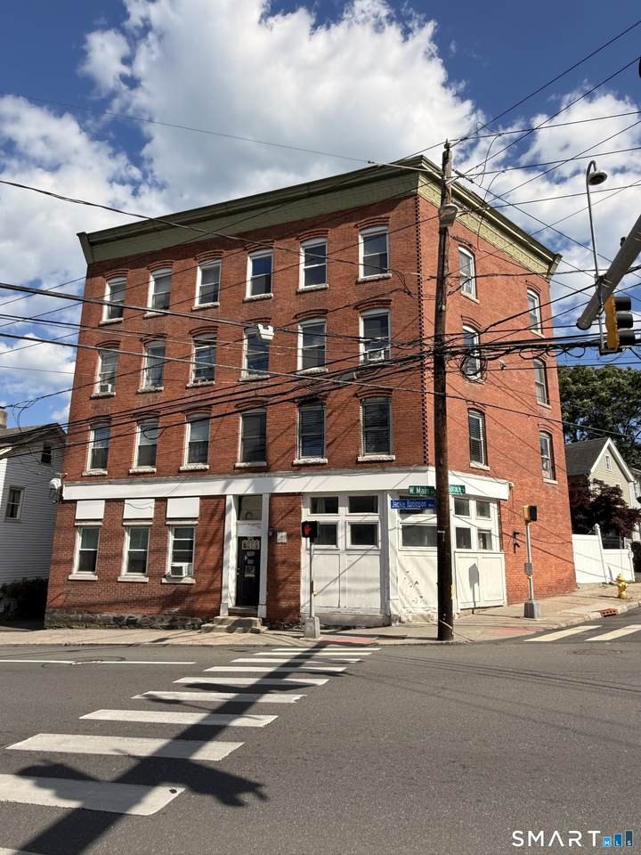 290 Main Street - Photo 1