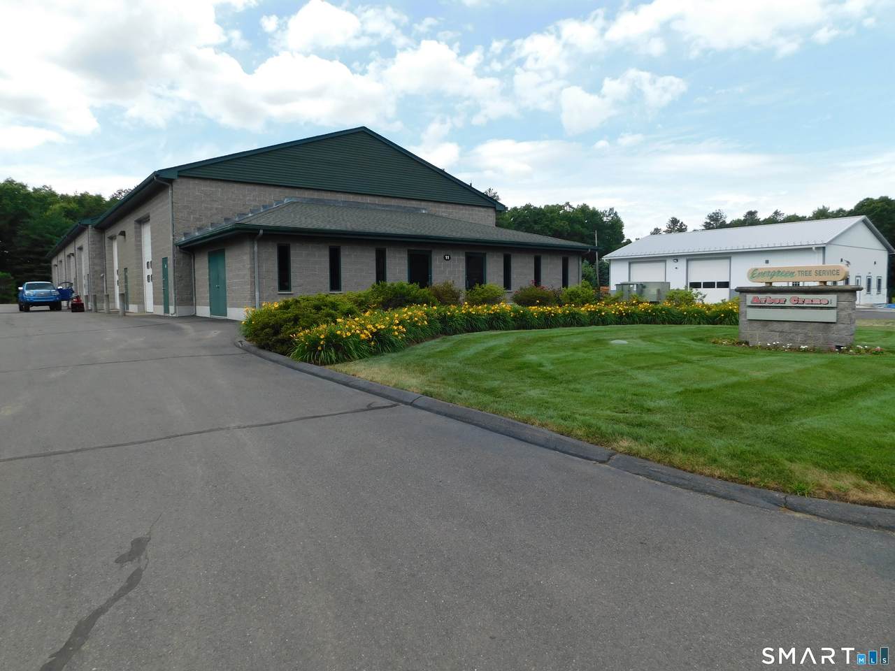 11 Northgate Drive - Photo 1