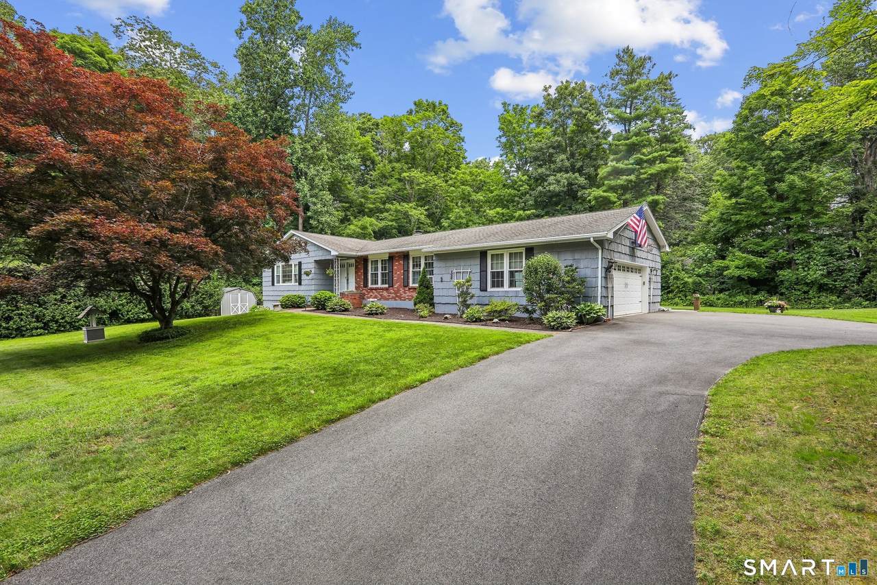 3 Linda Drive - Photo 1