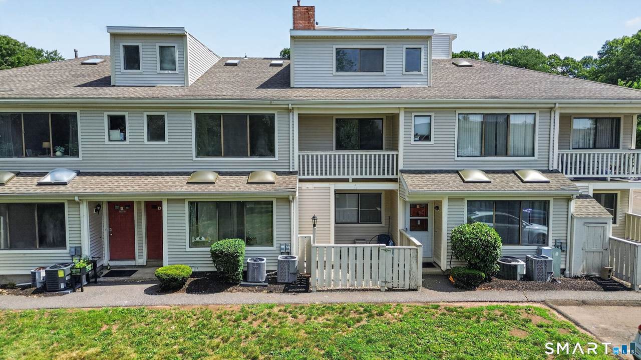 471 Whalley Avenue - Photo 1