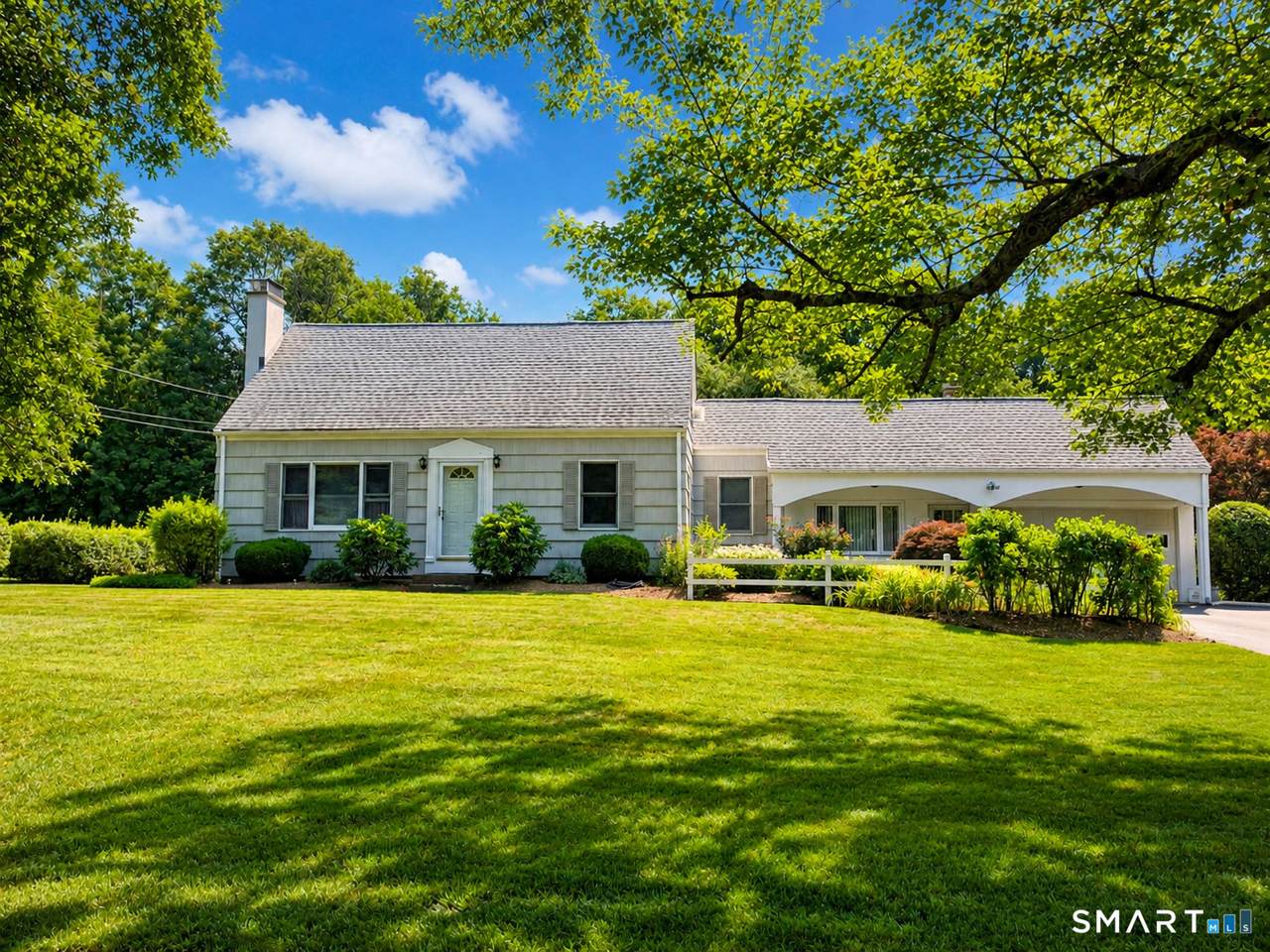 460 Oak Avenue - Photo 1