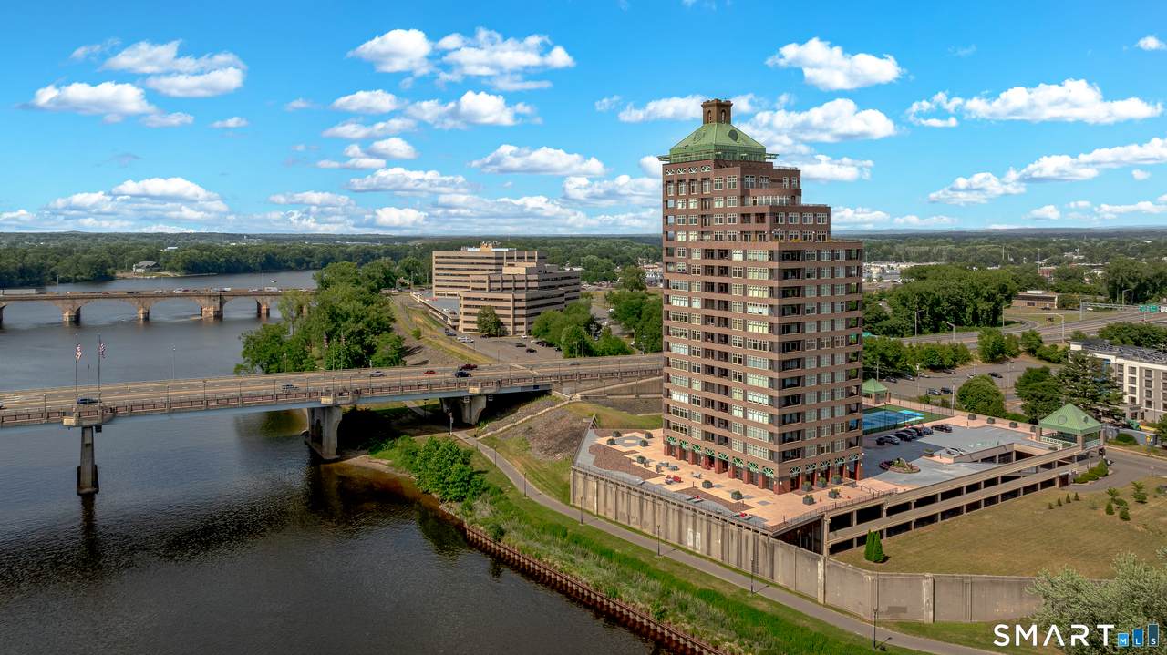 235 River Drive - Photo 1