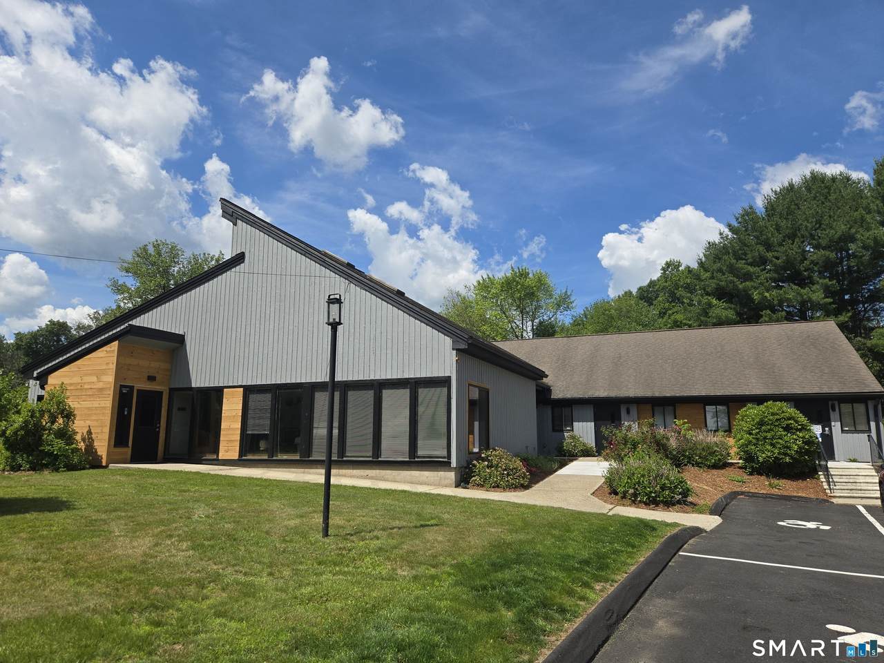 205 High Street - Photo 1