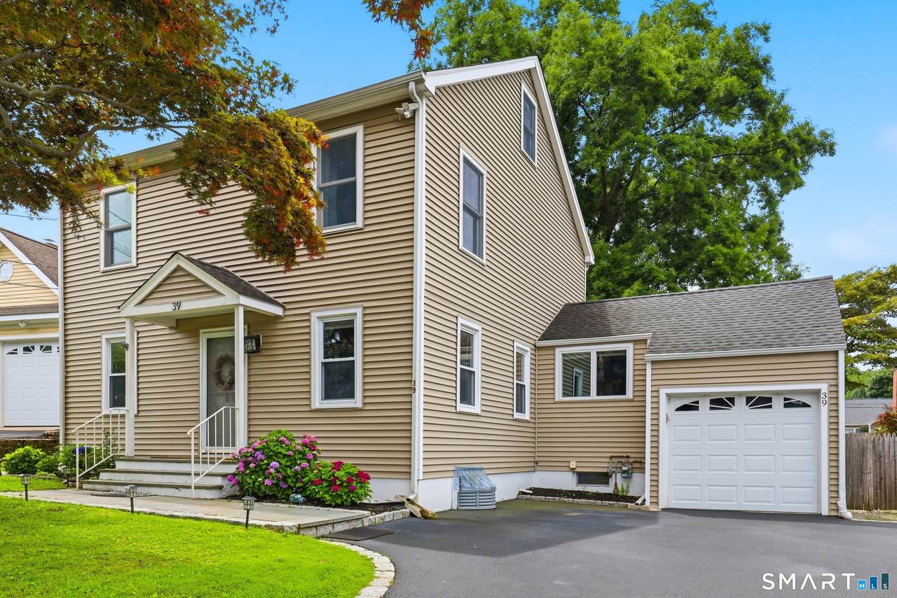39 Scribner Avenue - Photo 1