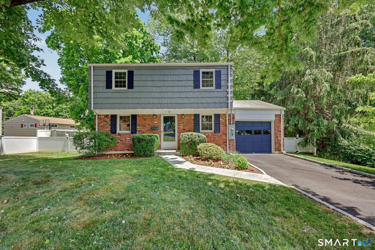 12 Regent Court - Photo 1