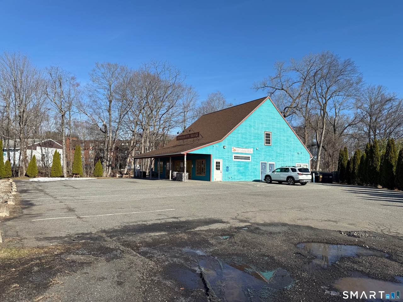 1320 Main Street - Photo 1
