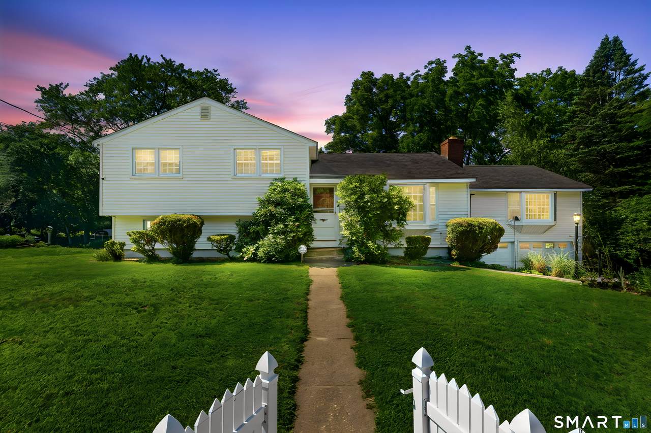 44 Occum Lane - Photo 1
