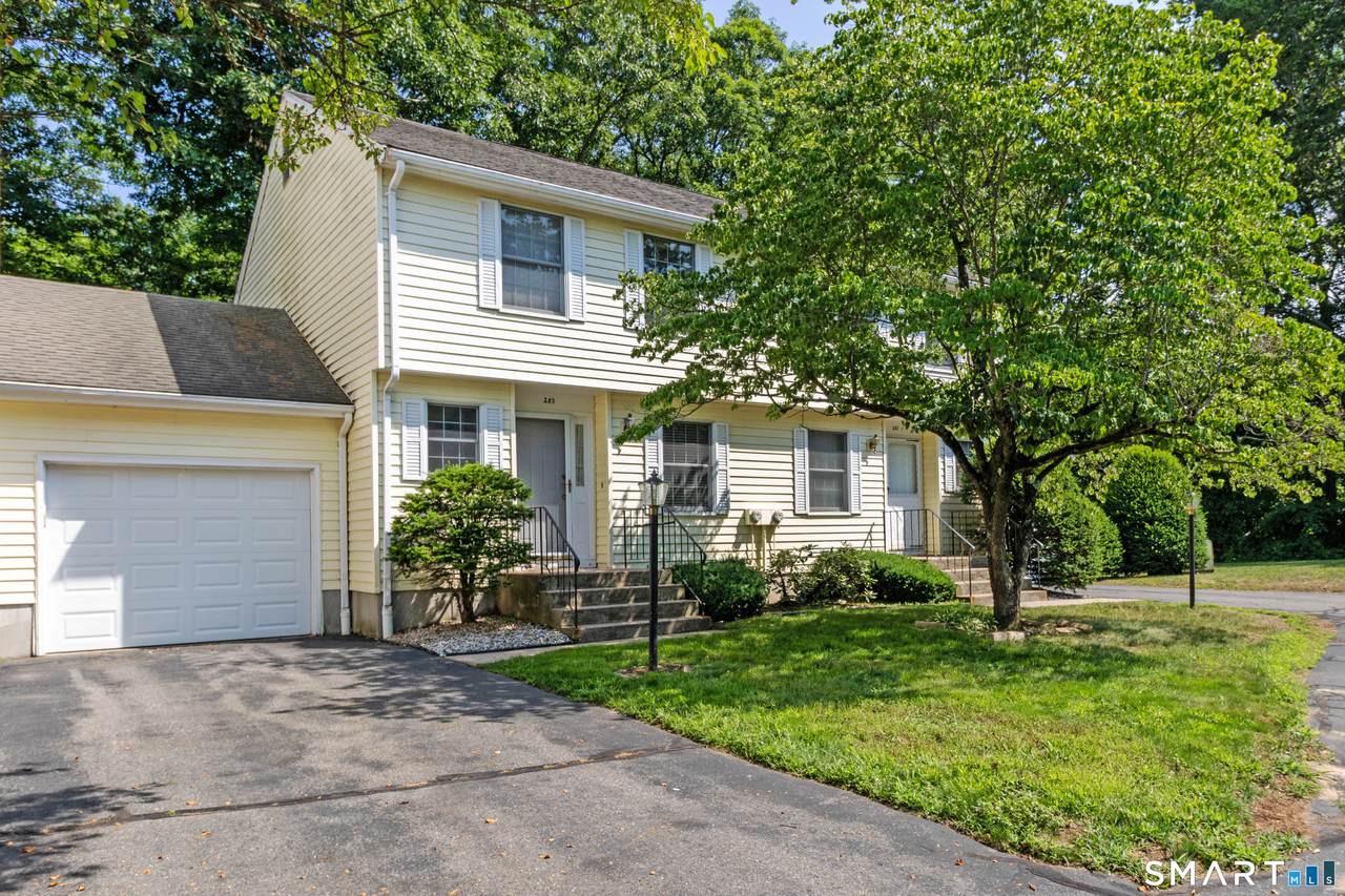 283 Strawberry Circle - Photo 1