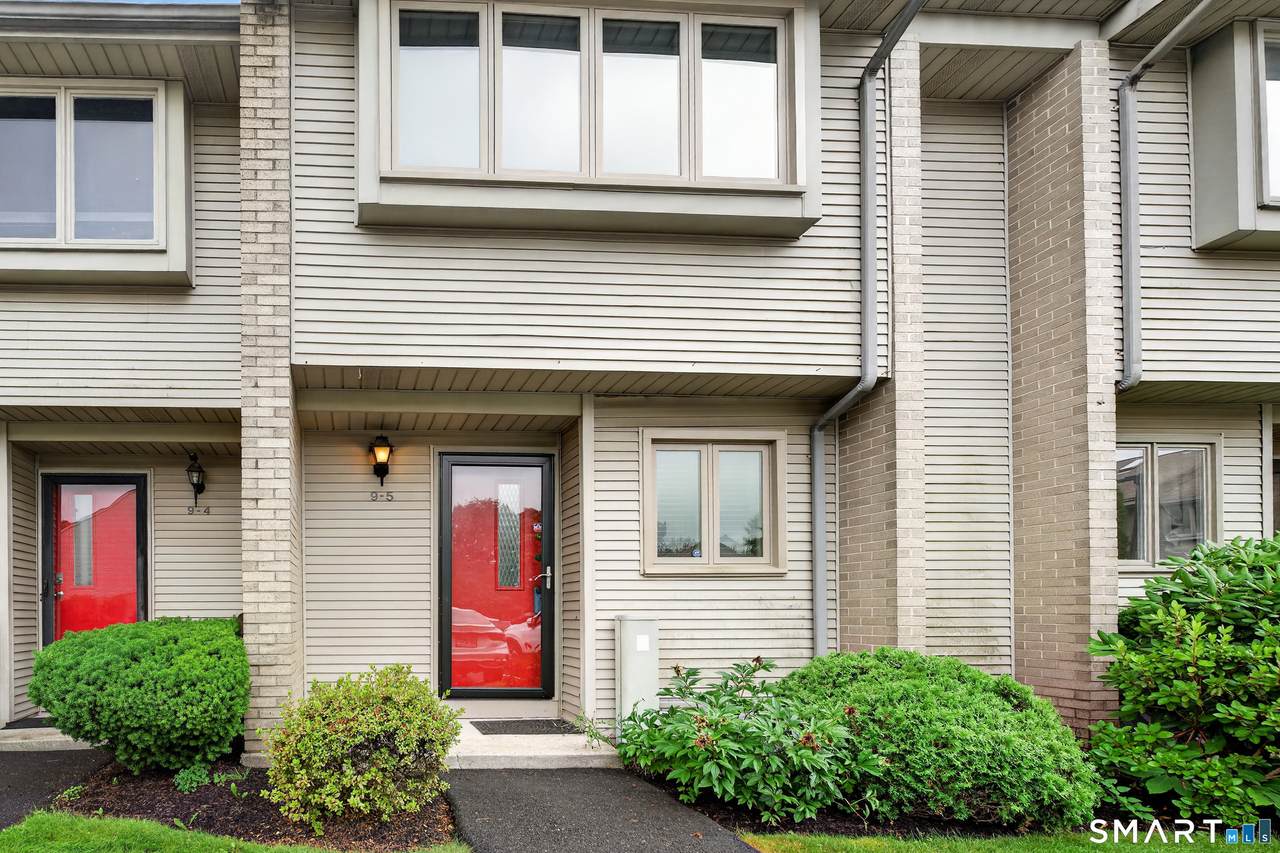 827 Oronoke Road - Photo 1